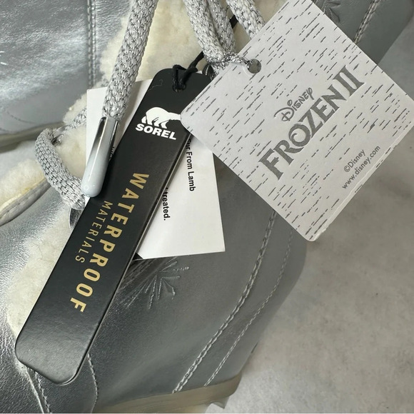 NWT Sorel x Disney Women's Joan of Arctic Frozen II Waterproof Wedge Boots Sz: 8 - Picture 16 of 16